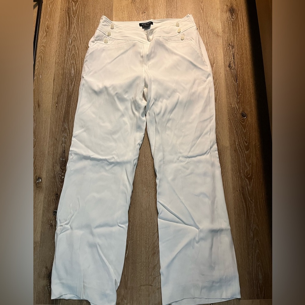 Women’s White Trousers